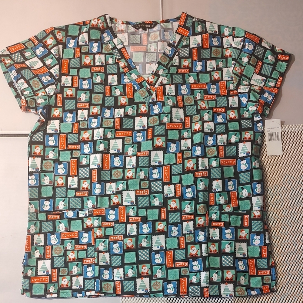 Cassandra O Women's Size Large Scrub Top Christmas Black/Green V-Neck NWT